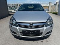 Gebraucht Opel Astra Edition 90 PS (66 kW) 2009 Silber Limousine