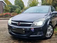 Gebraucht Opel Astra GTC 90 PS (66 kW) 2009 Grau Coupé
