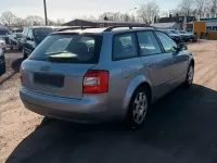Gebraucht Audi A4 105 PS (77 kW) 2003 Blau Kombi