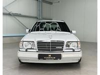 Second-hand Mercedes E300 275 CP (202 kW) 1991 Alb Break