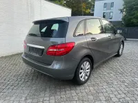 Gebraucht Mercedes B180 122 PS (89 kW) 2013 Grau Kleinwagen