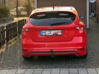 Gebraucht Ford Focus Titanium 182 PS (133 kW) 2015 Rot Limousine