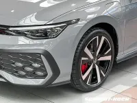 Gebraucht VW Golf VIII GTE 272 PS (200 kW) 2026 Mondsteingrau (grau) Limousine