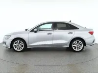 Gebraucht Audi A3 Ambiente 110 PS (80 kW) 2022 Andere Limousine