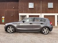 Gebraucht BMW 118 122 PS (89 kW) 2005 Grau Kleinwagen