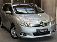 Gebraucht Toyota Verso Edition 147 PS (108 kW) 2011 Silber Van / Kleinbus