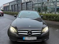 Gebraucht Mercedes E220 194 PS (142 kW) 2018 Schwarz Limousine