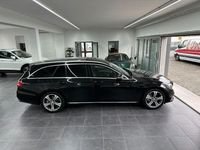 Gebraucht Mercedes E200 184 PS (135 kW) 2017 Schwarz Limousine
