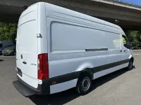 Gebraucht Mercedes Sprinter 170 PS (125 kW) 2025 Arktikweiss Van
