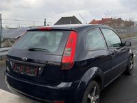 Gebraucht Ford Fiesta 60 PS (44 kW) 2005 Blau Kleinwagen