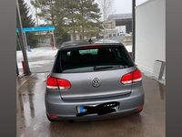Gebraucht VW Golf VI 105 PS (77 kW) 2011 Grau Kleinwagen