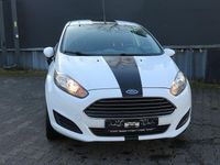 Gebraucht Ford Fiesta Trend 60 PS (44 kW) 2013 Weiß Kleinwagen