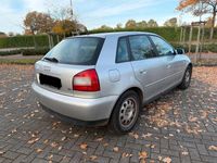 Second-hand Audi A3 102 CP (75 kW) 2001 Argintiu Hatchback