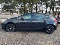 Gebraucht Opel Astra Active 101 PS (74 kW) 2013 Schwarz Limousine