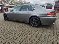Gebraucht BMW 730 218 PS (160 kW) 2004 Grau Limousine
