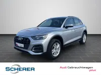 Używany Audi Q5 Basis 299 KM (219 kW) 2025 Srebrny SUV