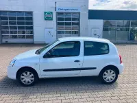 Gebraucht Renault Clio 60 PS (44 kW) 2009 Weiß Kleinwagen