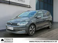Gebraucht VW Touran Comfortline 150 PS (110 kW) 2025 Uranograu Van / Kleinbus