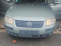 Gebraucht VW Passat 125 PS (91 kW) 2002 Grün Kleinwagen
