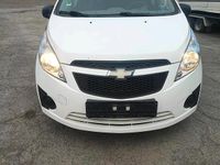 Gebraucht Chevrolet Spark 68 PS (50 kW) 2011 Weiß Kleinwagen