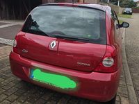 Gebraucht Renault Clio II Authentique 58 PS (42 kW) 2009 Rot Limousine