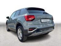 Neu Audi Q2 Advanced 150 PS (110 kW) 2026 Grau SUV