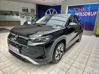 Neu VW Tayron Life 150 PS (110 kW) 2026 Grenadillschwarz met. SUV