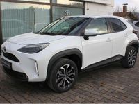 Gebraucht Toyota Yaris Hybrid Team 116 PS (85 kW) 2022 Super white 2 SUV
