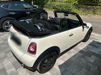 Gebraucht Mini One Cabriolet 98 PS (72 kW) 2015 Weiß Cabrio