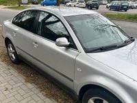 Usata VW Passat 102 CV (75 kW) 2003 Grigio Berlina