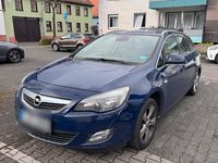 Gebraucht Opel Astra 125 PS (91 kW) 2011 Blau Kombi