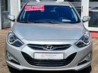 Gebraucht Hyundai i40 Style 116 PS (85 kW) 2014 Silber Limousine