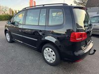 Gebraucht VW Touran Trendline 140 PS (102 kW) 2011 Schwarz Van / Kleinbus