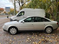 Second-hand Audi A6 131 CP (96 kW) 2004 Argintiu Berlinǎ