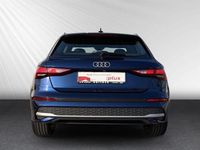 Gebraucht Audi A3 Advanced Plus 116 PS (85 kW) 2025 Navarrablau metallic Limousine