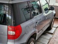 Gebraucht Skoda Yeti Elegance 140 PS (102 kW) 2012 Silber SUV