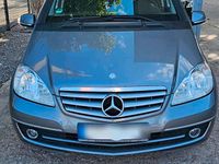 Gebraucht Mercedes A160 95 PS (69 kW) 2011 Grau Kleinwagen