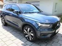 Gebraucht Volvo XC40 Plus 179 PS (131 kW) 2022 Denimblue (metallic) SUV