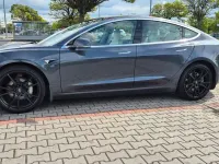 Usata Tesla Model 3 Long Range AWD 366 kW (498 CV) 2019 Grigio Berlina
