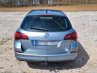 Second-hand Opel Astra 125 CP (91 kW) 2011 Gri Berlinǎ