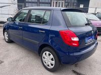 Gebraucht Skoda Fabia Special 86 PS (63 kW) 2011 Blau Limousine