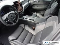 Neu Volvo XC60 Plus 455 PS (334 kW) 2025 Schwarz SUV