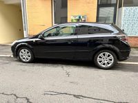 Gebraucht Opel Astra 90 PS (66 kW) 2009 Schwarz Coupé