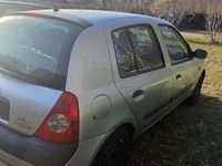 Gebraucht Renault Clio II 75 PS (55 kW) 2005 Silber Kleinwagen