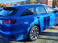 Neu Kia Ceed Sportswagon 140 PS (102 kW) 2026 Blau Kombi