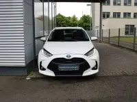 Gebraucht Toyota Yaris Basis 116 PS (85 kW) 2022 Schneeweiß Kleinwagen
