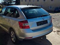 Gebraucht Skoda Rapid 105 PS (77 kW) 2015 Silber Kleinwagen