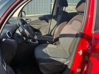 Gebraucht Citroën C3 Picasso Exclusive 99 PS (72 kW) 2016 Rot Van / Kleinbus
