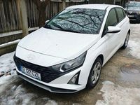 Gebraucht Hyundai i20 Select 84 PS (61 kW) 2024 Weiß Kleinwagen