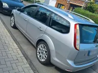 Gebraucht Ford Focus 109 PS (80 kW) 2010 Grau Kombi